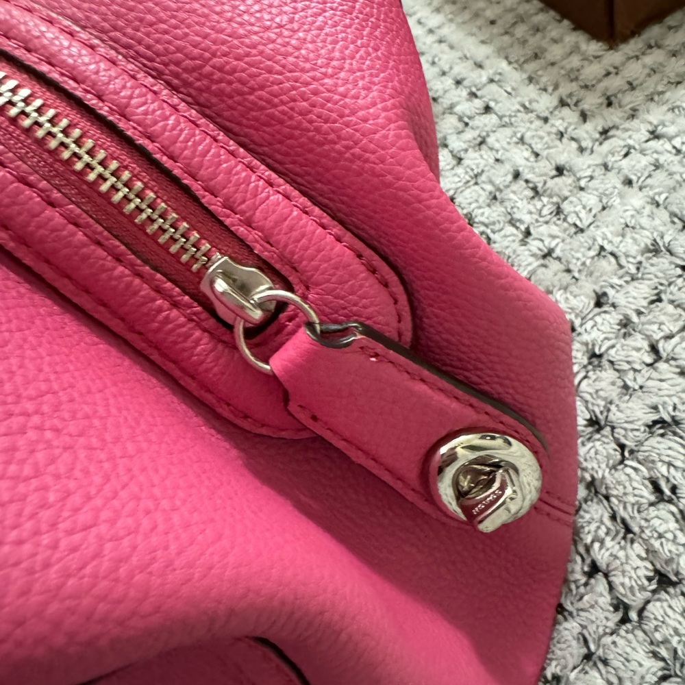 Authentic Coach Purse - Picture 6 of 7